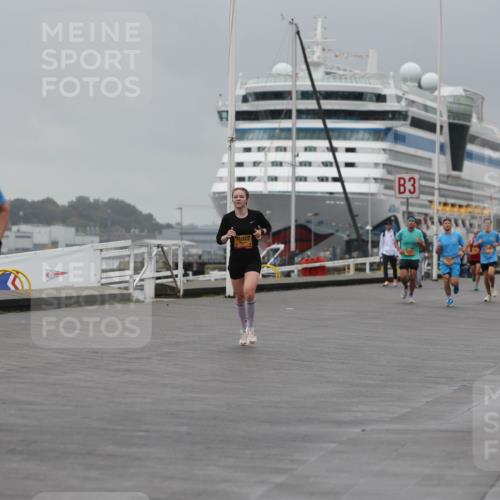 13.09.2026 - Kiel Lauf Andreas Tolksdorf http://msf.ph/oto/10474991 13.09.2026 11:47:06 Kiellinie 4, 1182, 11025, 3 meine-sportfotos.de
