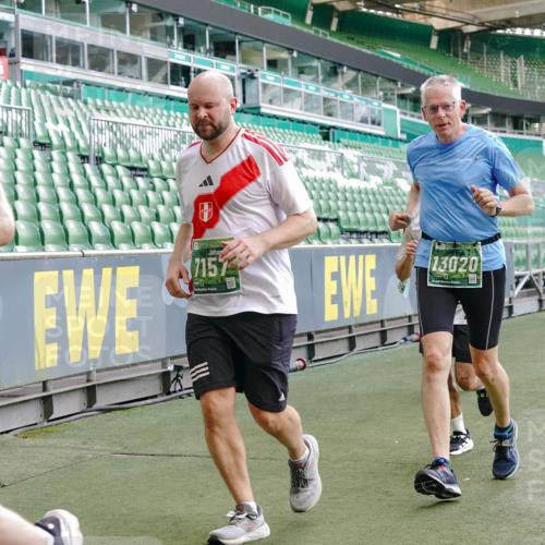 13.09.2026 - 21. swb-Marathon Bremen Michael Burmester http://msf.ph/oto/10475005 13.09.2026 13:16:17 Laufen im Stadion 134, 143, 153, 231, 263, 266, 267, 271, 300, 414, 449, 598, 612, 653, 990, 1047, 1057, 1185, 1312, 1465, 1539, 1813, 1825, 1874, 1987, 2013, 2218, 2235, 2259, 2351, 2359, 2363, 2381, 2385, 2386, 2466, 2468, 2484, 2550, 2562, 2579, 2664, 2667, 2678, 2690, 2691, 2698, 2737, 2760, 2778, 2783, 2797, 2799, 2821, 2846, 2859, 2861, 2874, 2958, 2974, 2996, 3001, 3075, 3133, 3157, 3165, 3185, 3213, 3237, 3265, 3331, 3355, 3366, 3382, 3387, 3479, 3486, 3501, 3506, 3512, 3670, 3829, 4306 meine-sportfotos.de