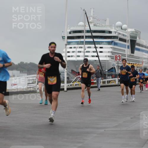 13.09.2026 - Kiel Lauf Andreas Tolksdorf http://msf.ph/oto/10475046 13.09.2026 11:47:20 Kiellinie 4, 5117, 3, 11138 meine-sportfotos.de