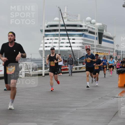 13.09.2026 - Kiel Lauf Andreas Tolksdorf http://msf.ph/oto/10475068 13.09.2026 11:47:21 Kiellinie 5117, 3, 111 meine-sportfotos.de