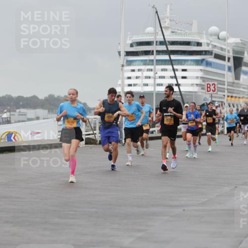13.09.2026 - Kiel Lauf Andreas Tolksdorf http://msf.ph/oto/10475236 13.09.2026 11:47:33 Kiellinie 4, 6746, 4590, 3673, 3 meine-sportfotos.de