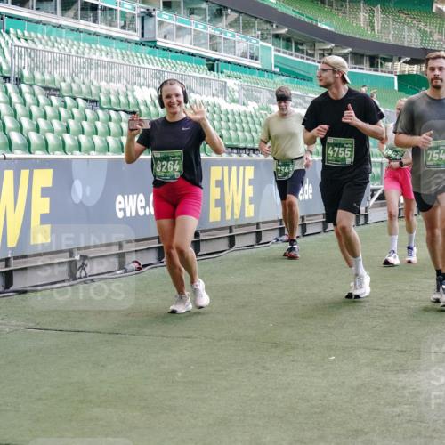 13.09.2026 - 21. swb-Marathon Bremen Michael Burmester http://msf.ph/oto/10475255 13.09.2026 13:16:27 Laufen im Stadion 134, 143, 153, 231, 263, 266, 267, 271, 449, 598, 612, 653, 990, 1057, 1185, 1312, 1465, 1539, 1813, 1825, 1874, 1987, 2013, 2067, 2218, 2235, 2259, 2351, 2359, 2363, 2381, 2385, 2386, 2466, 2468, 2484, 2532, 2550, 2562, 2579, 2586, 2664, 2667, 2678, 2698, 2760, 2778, 2783, 2797, 2799, 2821, 2846, 2859, 2874, 2958, 2974, 2996, 3001, 3075, 3104, 3133, 3157, 3165, 3185, 3195, 3213, 3237, 3265, 3331, 3366, 3382, 3387, 3479, 3486, 3501, 3506, 3512, 3670, 3829 meine-sportfotos.de