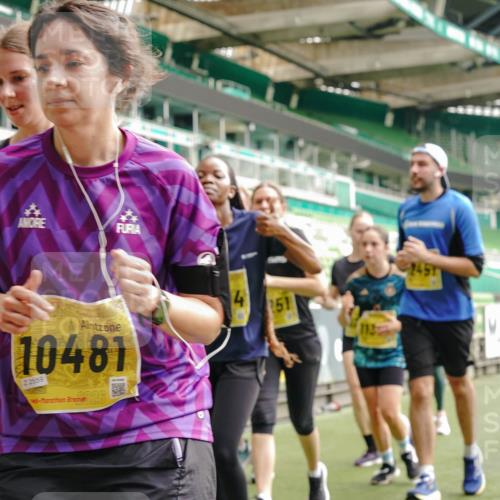 13.09.2026 - 21. swb-Marathon Bremen Michael Burmester http://msf.ph/oto/10475297 13.09.2026 10:38:42 Laufen im Stadion 10090, 10091, 10135, 10138, 10139, 10150, 10168, 10188, 10190, 10204, 10205, 10217, 10229, 10238, 10259, 10260, 10273, 10274, 10283, 10305, 10314, 10315, 10323, 10360, 10363, 10364, 10370, 10375, 10376, 10378, 10404, 10432, 10457, 10465, 10469, 10488, 10505, 10510, 10511, 10526, 10595, 10598, 10609, 10619, 10630, 10645, 10654, 10661, 10662, 10664, 10674, 10681, 10682, 10686, 10695, 10697, 10802, 10823 meine-sportfotos.de