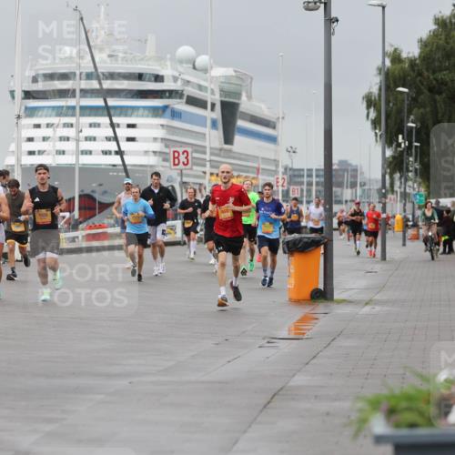 13.09.2026 - Kiel Lauf Andreas Tolksdorf http://msf.ph/oto/10475318 13.09.2026 11:47:38 Kiellinie 7659, 3, 100 meine-sportfotos.de