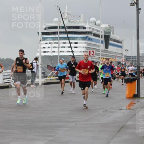 13.09.2026 - Kiel Lauf Andreas Tolksdorf http://msf.ph/oto/10475353 13.09.2026 11:47:40 Kiellinie 7659, 3, 1 meine-sportfotos.de