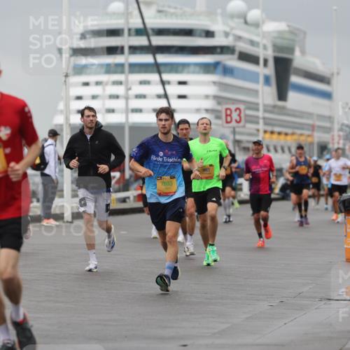 13.09.2026 - Kiel Lauf Andreas Tolksdorf http://msf.ph/oto/10475388 13.09.2026 11:47:43 Kiellinie 7003, 993, 3 meine-sportfotos.de