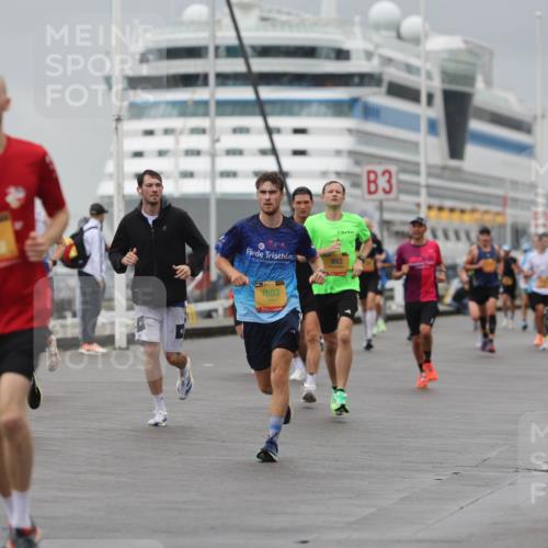 13.09.2026 - Kiel Lauf Andreas Tolksdorf http://msf.ph/oto/10475389 13.09.2026 11:47:43 Kiellinie 7003, 993, 3 meine-sportfotos.de