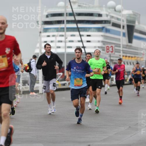 13.09.2026 - Kiel Lauf Andreas Tolksdorf http://msf.ph/oto/10475394 13.09.2026 11:47:43 Kiellinie 7003, 3 meine-sportfotos.de