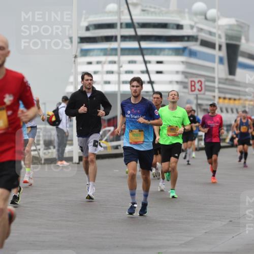 13.09.2026 - Kiel Lauf Andreas Tolksdorf http://msf.ph/oto/10475397 13.09.2026 11:47:43 Kiellinie 7003, 993, 3 meine-sportfotos.de