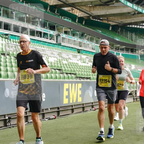 13.09.2026 - 21. swb-Marathon Bremen Michael Burmester http://msf.ph/oto/10475441 13.09.2026 10:38:48 Laufen im Stadion 10090, 10091, 10135, 10138, 10139, 10168, 10188, 10190, 10204, 10205, 10217, 10229, 10238, 10259, 10260, 10273, 10274, 10279, 10280, 10283, 10305, 10314, 10323, 10360, 10363, 10364, 10370, 10375, 10376, 10378, 10404, 10432, 10457, 10465, 10469, 10488, 10493, 10501, 10505, 10510, 10511, 10526, 10576, 10595, 10598, 10609, 10616, 10619, 10630, 10645, 10654, 10661, 10662, 10664, 10674, 10681, 10682, 10686, 10695, 10697, 10712, 10743, 10802, 10823 meine-sportfotos.de