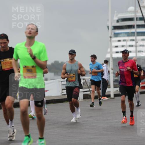 13.09.2026 - Kiel Lauf Andreas Tolksdorf http://msf.ph/oto/10475499 13.09.2026 11:47:48 Kiellinie 4, 1034, 9903, 11506, 3 meine-sportfotos.de