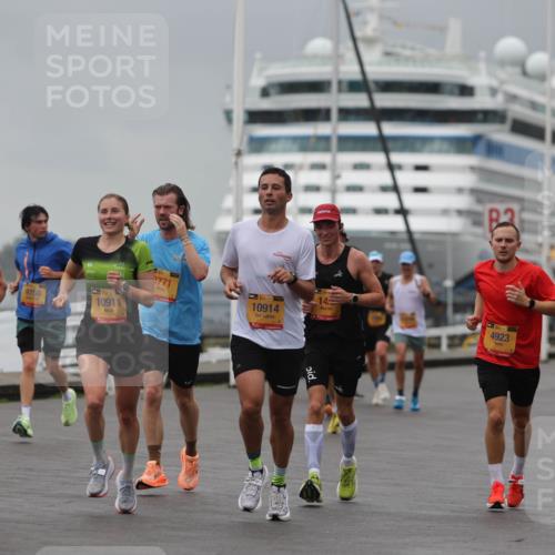 13.09.2026 - Kiel Lauf Andreas Tolksdorf http://msf.ph/oto/10475596 13.09.2026 11:47:55 Kiellinie 1, 39, 2809, 9750, 39, 10911, 3771, 39, 10914, 4923 meine-sportfotos.de