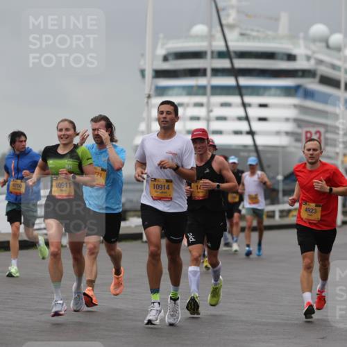 13.09.2026 - Kiel Lauf Andreas Tolksdorf http://msf.ph/oto/10475598 13.09.2026 11:47:55 Kiellinie 771, 10914, 4923, 39, 2809, 9750, 10911 meine-sportfotos.de