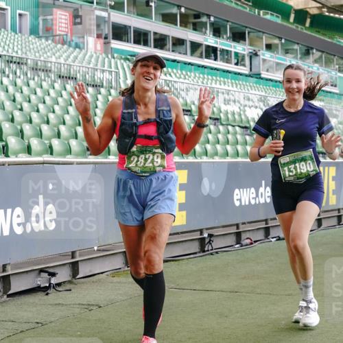 13.09.2026 - 21. swb-Marathon Bremen Michael Burmester http://msf.ph/oto/10475602 13.09.2026 13:16:37 Laufen im Stadion 134, 143, 153, 231, 263, 267, 271, 449, 588, 598, 612, 653, 990, 1057, 1185, 1312, 1465, 1539, 1813, 1825, 1874, 1987, 2013, 2067, 2096, 2218, 2235, 2259, 2351, 2359, 2363, 2381, 2385, 2386, 2389, 2468, 2532, 2550, 2562, 2579, 2586, 2655, 2664, 2667, 2678, 2698, 2760, 2778, 2783, 2797, 2799, 2821, 2846, 2859, 2874, 2958, 2974, 2996, 3001, 3075, 3104, 3133, 3157, 3165, 3185, 3195, 3213, 3237, 3265, 3314, 3331, 3366, 3382, 3387, 3479, 3486, 3501, 3506, 3512, 3829 meine-sportfotos.de