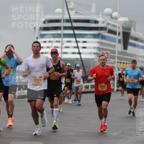 13.09.2026 - Kiel Lauf Andreas Tolksdorf http://msf.ph/oto/10475610 13.09.2026 11:47:56 Kiellinie 9750, 10911, 10914, 142, 4923, 511 meine-sportfotos.de