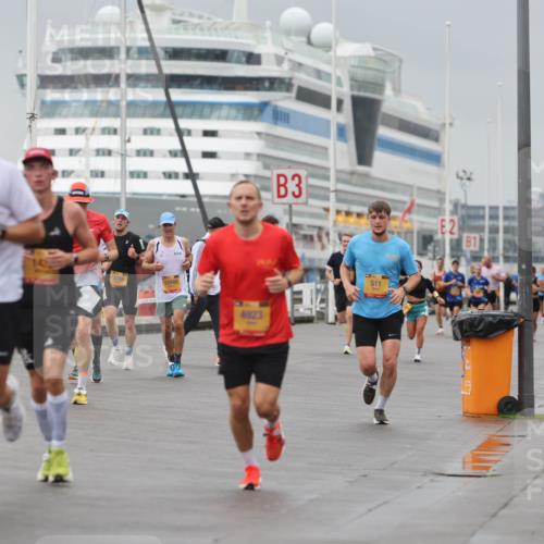 13.09.2026 - Kiel Lauf Andreas Tolksdorf http://msf.ph/oto/10475620 13.09.2026 11:47:56 Kiellinie 3385, 12049, 4923, 3, 511, 2 meine-sportfotos.de