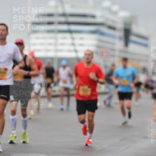 13.09.2026 - Kiel Lauf Andreas Tolksdorf http://msf.ph/oto/10475627 13.09.2026 11:47:57 Kiellinie  meine-sportfotos.de