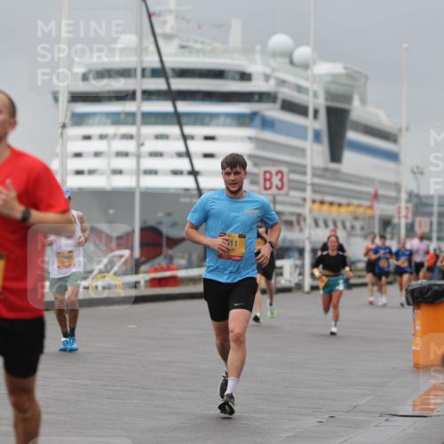 13.09.2026 - Kiel Lauf Andreas Tolksdorf http://msf.ph/oto/10475669 13.09.2026 11:47:59 Kiellinie 123, 12049, 11, 3 meine-sportfotos.de
