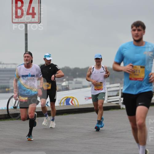 13.09.2026 - Kiel Lauf Andreas Tolksdorf http://msf.ph/oto/10475723 13.09.2026 11:48:02 Kiellinie 4, 70, 3198, 3385, 2049, 911 meine-sportfotos.de