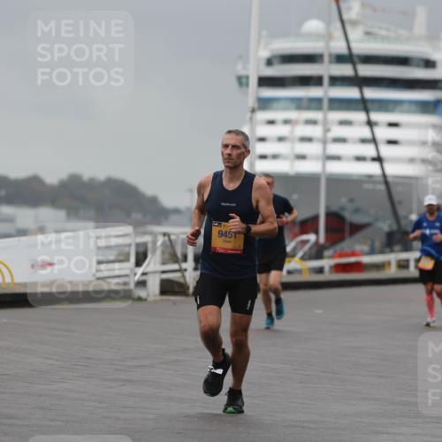 13.09.2026 - Kiel Lauf Andreas Tolksdorf http://msf.ph/oto/10475841 13.09.2026 11:48:21 Kiellinie 9451, 3 meine-sportfotos.de