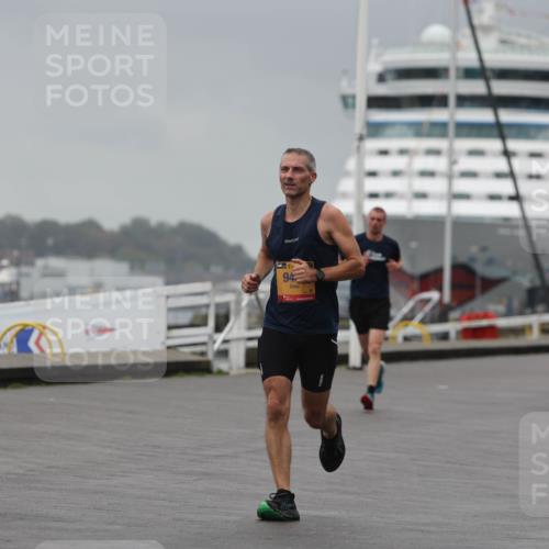 13.09.2026 - Kiel Lauf Andreas Tolksdorf http://msf.ph/oto/10475850 13.09.2026 11:48:21 Kiellinie 04, 3, 94 meine-sportfotos.de