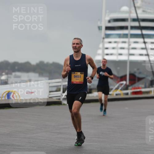 13.09.2026 - Kiel Lauf Andreas Tolksdorf http://msf.ph/oto/10475859 13.09.2026 11:48:21 Kiellinie 4, 38, 9451 meine-sportfotos.de