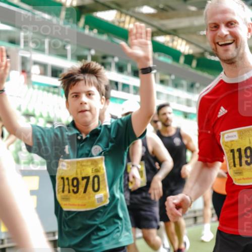 13.09.2026 - 21. swb-Marathon Bremen Michael Burmester http://msf.ph/oto/10475878 13.09.2026 10:39:04 Laufen im Stadion 10090, 10091, 10135, 10138, 10139, 10168, 10188, 10190, 10204, 10205, 10217, 10229, 10238, 10259, 10260, 10279, 10280, 10283, 10305, 10314, 10360, 10363, 10364, 10370, 10375, 10376, 10378, 10404, 10432, 10457, 10465, 10469, 10484, 10488, 10493, 10501, 10505, 10510, 10511, 10526, 10556, 10576, 10580, 10595, 10609, 10616, 10619, 10630, 10645, 10654, 10660, 10661, 10662, 10664, 10681, 10682, 10686, 10695, 10697, 10712, 10743, 10802, 10823 meine-sportfotos.de
