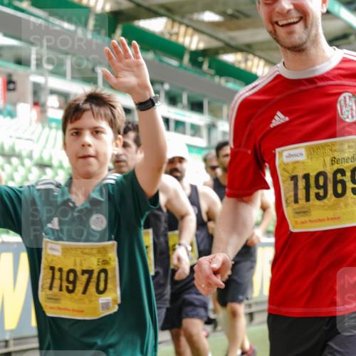 13.09.2026 - 21. swb-Marathon Bremen Michael Burmester http://msf.ph/oto/10475885 13.09.2026 10:39:04 Laufen im Stadion 10090, 10091, 10135, 10138, 10139, 10168, 10188, 10190, 10204, 10205, 10217, 10229, 10238, 10259, 10260, 10279, 10280, 10283, 10305, 10314, 10360, 10363, 10364, 10370, 10375, 10376, 10378, 10404, 10432, 10457, 10465, 10469, 10484, 10488, 10493, 10501, 10505, 10510, 10511, 10526, 10556, 10576, 10580, 10595, 10609, 10616, 10619, 10630, 10645, 10654, 10660, 10661, 10662, 10664, 10681, 10682, 10686, 10695, 10697, 10712, 10743, 10802, 10823 meine-sportfotos.de