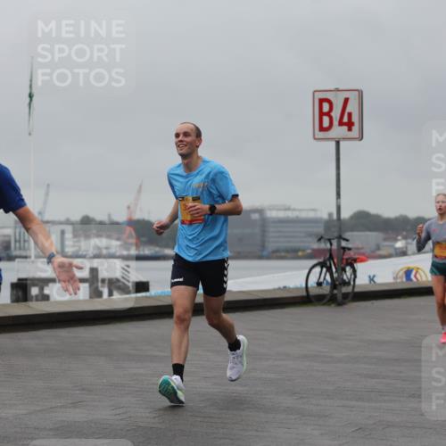 13.09.2026 - Kiel Lauf Andreas Tolksdorf http://msf.ph/oto/10475958 13.09.2026 11:48:32 Kiellinie 4, 2007 meine-sportfotos.de