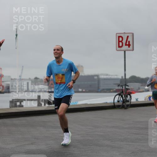 13.09.2026 - Kiel Lauf Andreas Tolksdorf http://msf.ph/oto/10475967 13.09.2026 11:48:32 Kiellinie 3502, 4 meine-sportfotos.de