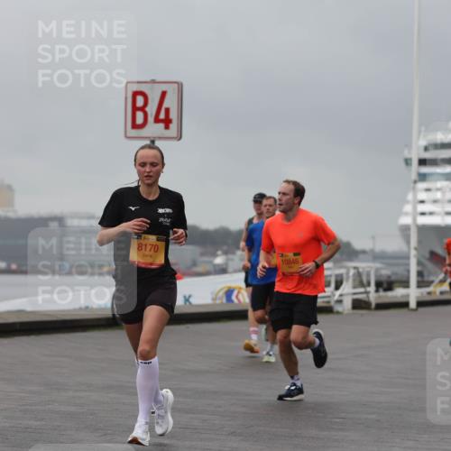 13.09.2026 - Kiel Lauf Andreas Tolksdorf http://msf.ph/oto/10476029 13.09.2026 11:48:35 Kiellinie 4, 38, 8170, 10846, 3 meine-sportfotos.de