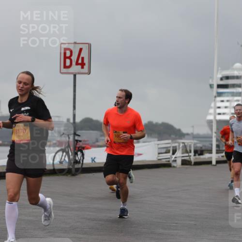 13.09.2026 - Kiel Lauf Andreas Tolksdorf http://msf.ph/oto/10476038 13.09.2026 11:48:35 Kiellinie 39, 8170, 4, 100, 3 meine-sportfotos.de