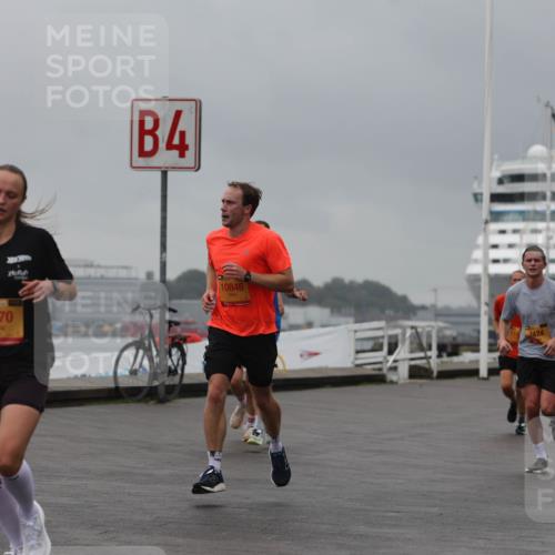 13.09.2026 - Kiel Lauf Andreas Tolksdorf http://msf.ph/oto/10476042 13.09.2026 11:48:36 Kiellinie 4, 8170, 10846, 3 meine-sportfotos.de