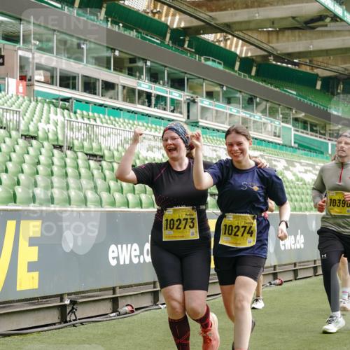 13.09.2026 - 21. swb-Marathon Bremen Michael Burmester http://msf.ph/oto/10476090 13.09.2026 10:39:10 Laufen im Stadion 10135, 10138, 10139, 10168, 10188, 10190, 10204, 10205, 10217, 10229, 10234, 10238, 10259, 10260, 10279, 10280, 10305, 10314, 10360, 10363, 10364, 10370, 10375, 10376, 10378, 10404, 10432, 10457, 10465, 10469, 10484, 10488, 10493, 10501, 10505, 10510, 10511, 10526, 10556, 10576, 10580, 10595, 10609, 10616, 10619, 10630, 10645, 10654, 10660, 10661, 10662, 10664, 10681, 10682, 10686, 10695, 10697, 10712, 10737, 10743, 10802, 10823 meine-sportfotos.de