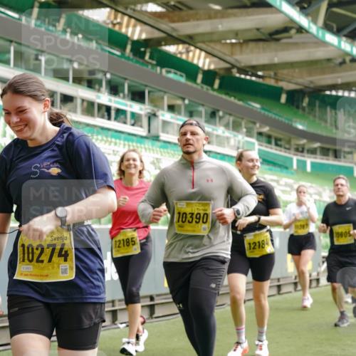 13.09.2026 - 21. swb-Marathon Bremen Michael Burmester http://msf.ph/oto/10476127 13.09.2026 10:39:11 Laufen im Stadion 10135, 10138, 10139, 10168, 10188, 10190, 10204, 10205, 10217, 10229, 10234, 10238, 10259, 10260, 10279, 10280, 10305, 10314, 10360, 10363, 10364, 10370, 10375, 10376, 10378, 10404, 10432, 10457, 10465, 10469, 10484, 10488, 10493, 10501, 10505, 10510, 10511, 10526, 10556, 10576, 10580, 10595, 10609, 10616, 10619, 10630, 10645, 10654, 10660, 10661, 10662, 10664, 10681, 10682, 10686, 10695, 10697, 10712, 10737, 10743, 10802, 10823 meine-sportfotos.de