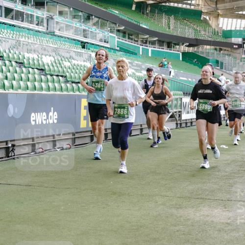 13.09.2026 - 21. swb-Marathon Bremen Michael Burmester http://msf.ph/oto/10476147 13.09.2026 13:16:52 Laufen im Stadion 134, 143, 153, 231, 267, 271, 449, 588, 598, 612, 653, 990, 1057, 1185, 1312, 1424, 1425, 1465, 1539, 1790, 1813, 1825, 1874, 1987, 2013, 2067, 2096, 2218, 2259, 2351, 2363, 2381, 2386, 2389, 2419, 2468, 2532, 2550, 2562, 2579, 2586, 2601, 2655, 2664, 2667, 2678, 2698, 2778, 2797, 2799, 2821, 2846, 2874, 2974, 2984, 2996, 3001, 3075, 3104, 3133, 3165, 3180, 3185, 3195, 3213, 3237, 3265, 3314, 3331, 3337, 3366, 3382, 3387, 3421, 3431, 3479, 3486, 3501, 3506, 3512 meine-sportfotos.de