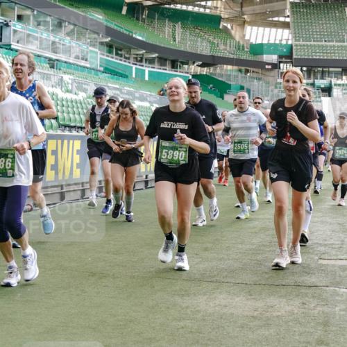 13.09.2026 - 21. swb-Marathon Bremen Michael Burmester http://msf.ph/oto/10476209 13.09.2026 13:16:53 Laufen im Stadion 134, 143, 153, 231, 267, 271, 449, 588, 598, 612, 653, 990, 1057, 1185, 1312, 1424, 1425, 1465, 1539, 1790, 1813, 1825, 1874, 1987, 2013, 2067, 2096, 2218, 2259, 2351, 2363, 2381, 2386, 2389, 2419, 2468, 2532, 2550, 2562, 2579, 2586, 2601, 2655, 2664, 2678, 2698, 2778, 2797, 2799, 2821, 2846, 2874, 2974, 2984, 2996, 3001, 3075, 3104, 3133, 3165, 3180, 3185, 3195, 3213, 3237, 3265, 3314, 3331, 3337, 3366, 3382, 3387, 3421, 3431, 3479, 3486, 3501, 3506, 3512 meine-sportfotos.de