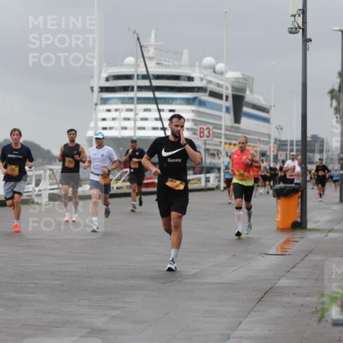 13.09.2026 - Kiel Lauf Andreas Tolksdorf http://msf.ph/oto/10476236 13.09.2026 11:48:53 Kiellinie 3 meine-sportfotos.de