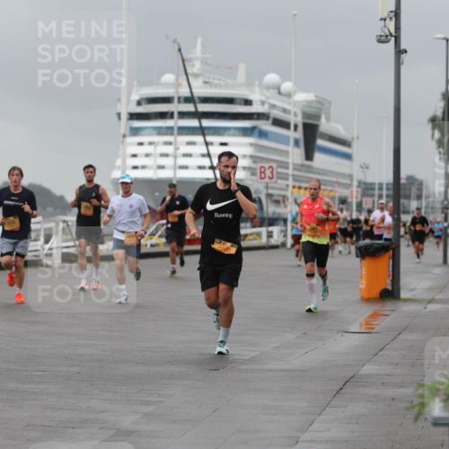 13.09.2026 - Kiel Lauf Andreas Tolksdorf http://msf.ph/oto/10476238 13.09.2026 11:48:53 Kiellinie 3 meine-sportfotos.de