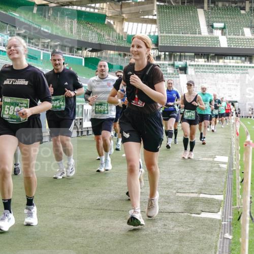13.09.2026 - 21. swb-Marathon Bremen Michael Burmester http://msf.ph/oto/10476240 13.09.2026 13:16:53 Laufen im Stadion 134, 143, 153, 231, 267, 271, 449, 588, 598, 612, 653, 990, 1057, 1185, 1312, 1424, 1425, 1465, 1539, 1790, 1813, 1825, 1874, 1987, 2013, 2067, 2096, 2218, 2259, 2351, 2363, 2381, 2386, 2389, 2419, 2468, 2532, 2550, 2562, 2579, 2586, 2601, 2655, 2664, 2678, 2698, 2778, 2797, 2799, 2821, 2846, 2874, 2974, 2984, 2996, 3001, 3075, 3104, 3133, 3165, 3180, 3185, 3195, 3213, 3237, 3265, 3314, 3331, 3337, 3366, 3382, 3387, 3421, 3431, 3479, 3486, 3501, 3506, 3512 meine-sportfotos.de