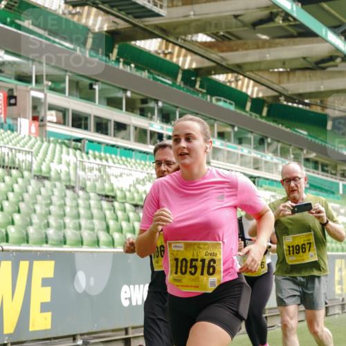 13.09.2026 - 21. swb-Marathon Bremen Michael Burmester http://msf.ph/oto/10476266 13.09.2026 10:39:14 Laufen im Stadion 10135, 10138, 10139, 10168, 10188, 10190, 10204, 10205, 10217, 10229, 10234, 10238, 10259, 10260, 10279, 10280, 10305, 10314, 10360, 10363, 10364, 10370, 10375, 10376, 10378, 10404, 10432, 10457, 10465, 10469, 10484, 10493, 10501, 10505, 10510, 10511, 10526, 10556, 10576, 10580, 10595, 10599, 10609, 10616, 10619, 10630, 10645, 10654, 10660, 10661, 10662, 10664, 10681, 10682, 10686, 10695, 10697, 10712, 10737, 10743, 10802, 10823 meine-sportfotos.de
