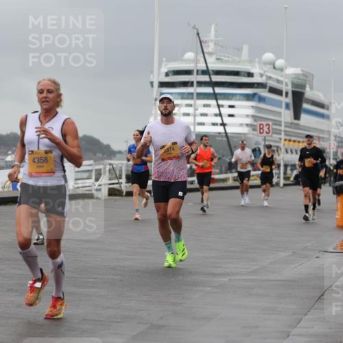 13.09.2026 - Kiel Lauf Andreas Tolksdorf http://msf.ph/oto/10476299 13.09.2026 11:49:05 Kiellinie 4, 4358, 2374, 3 meine-sportfotos.de