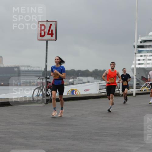 13.09.2026 - Kiel Lauf Andreas Tolksdorf http://msf.ph/oto/10476360 13.09.2026 11:49:08 Kiellinie 4, 2450, 3, 11030 meine-sportfotos.de