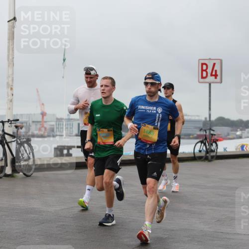 13.09.2026 - Kiel Lauf Andreas Tolksdorf http://msf.ph/oto/10476420 13.09.2026 11:49:16 Kiellinie 73, 9, 98, 1465, 4 meine-sportfotos.de
