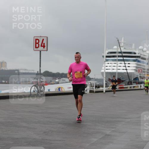 13.09.2026 - Kiel Lauf Andreas Tolksdorf http://msf.ph/oto/10476470 13.09.2026 11:49:19 Kiellinie 4, 6927, 3 meine-sportfotos.de