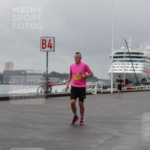 13.09.2026 - Kiel Lauf Andreas Tolksdorf http://msf.ph/oto/10476477 13.09.2026 11:49:19 Kiellinie 4, 6927, 3 meine-sportfotos.de