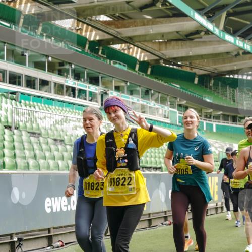 13.09.2026 - 21. swb-Marathon Bremen Michael Burmester http://msf.ph/oto/10476524 13.09.2026 10:39:24 Laufen im Stadion 10135, 10138, 10139, 10156, 10168, 10188, 10190, 10204, 10205, 10217, 10229, 10234, 10238, 10259, 10260, 10279, 10280, 10305, 10314, 10360, 10363, 10364, 10378, 10386, 10404, 10457, 10465, 10469, 10484, 10493, 10501, 10505, 10510, 10511, 10526, 10556, 10570, 10576, 10580, 10595, 10599, 10609, 10616, 10619, 10630, 10645, 10653, 10660, 10661, 10662, 10664, 10681, 10682, 10686, 10695, 10696, 10697, 10712, 10737, 10743, 10751, 10802, 10823 meine-sportfotos.de