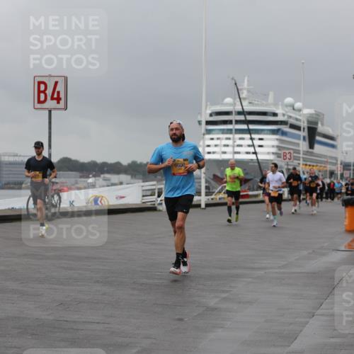 13.09.2026 - Kiel Lauf Andreas Tolksdorf http://msf.ph/oto/10476530 13.09.2026 11:49:26 Kiellinie 4, 474, 9600, 3 meine-sportfotos.de