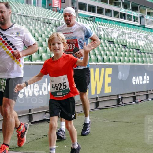 13.09.2026 - 21. swb-Marathon Bremen Michael Burmester http://msf.ph/oto/10476531 13.09.2026 13:17:02 Laufen im Stadion 134, 143, 153, 231, 267, 271, 311, 449, 588, 598, 612, 653, 990, 1057, 1185, 1312, 1424, 1425, 1465, 1539, 1790, 1813, 1825, 1874, 1987, 2013, 2067, 2096, 2218, 2259, 2351, 2363, 2381, 2389, 2419, 2468, 2532, 2550, 2562, 2579, 2586, 2601, 2647, 2655, 2664, 2678, 2698, 2778, 2797, 2799, 2821, 2846, 2974, 2984, 2996, 3001, 3075, 3104, 3133, 3165, 3180, 3195, 3213, 3237, 3314, 3331, 3337, 3366, 3382, 3387, 3421, 3431, 3479, 3486, 3501, 3506, 3512, 3548 meine-sportfotos.de