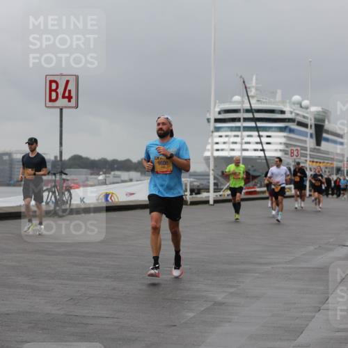 13.09.2026 - Kiel Lauf Andreas Tolksdorf http://msf.ph/oto/10476540 13.09.2026 11:49:26 Kiellinie 4, 9600, 3 meine-sportfotos.de